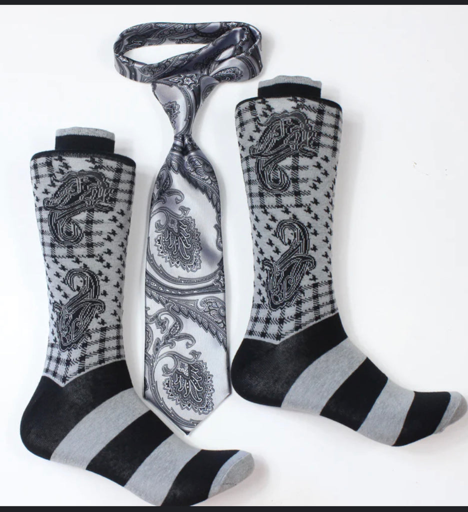 Verse 9 is one of the most innovating tie, handkerchief, and sock sets that has been introduced to men's accessories