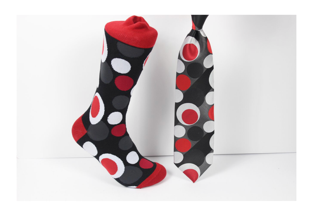 Verse 9 Pushcar-1 Red/Black/White Circle Dot Pattern Design Sock Combo